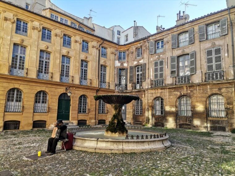 aix-en-provence-medieval-village-art-and-vineyards