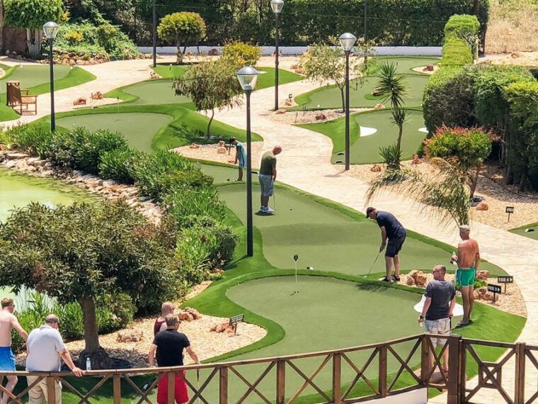albufeira-minigolf-adventure-park-entry-ticket