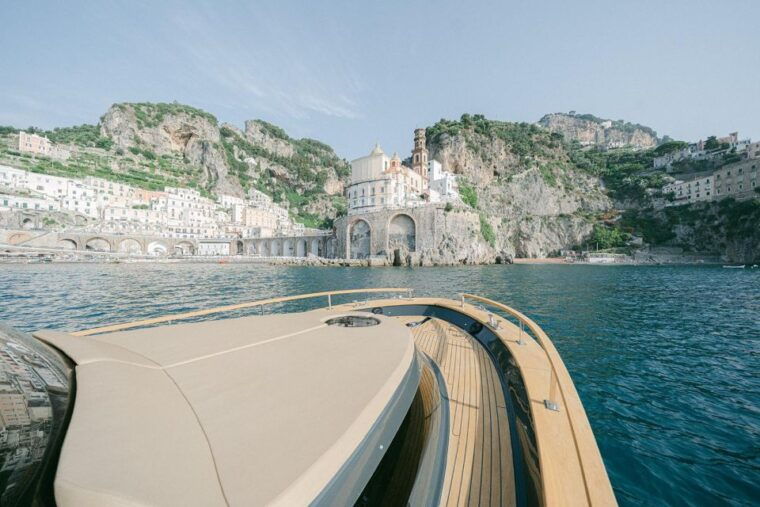 amalfi-coast-tour-secret-caves-and-stunning-beaches-5
