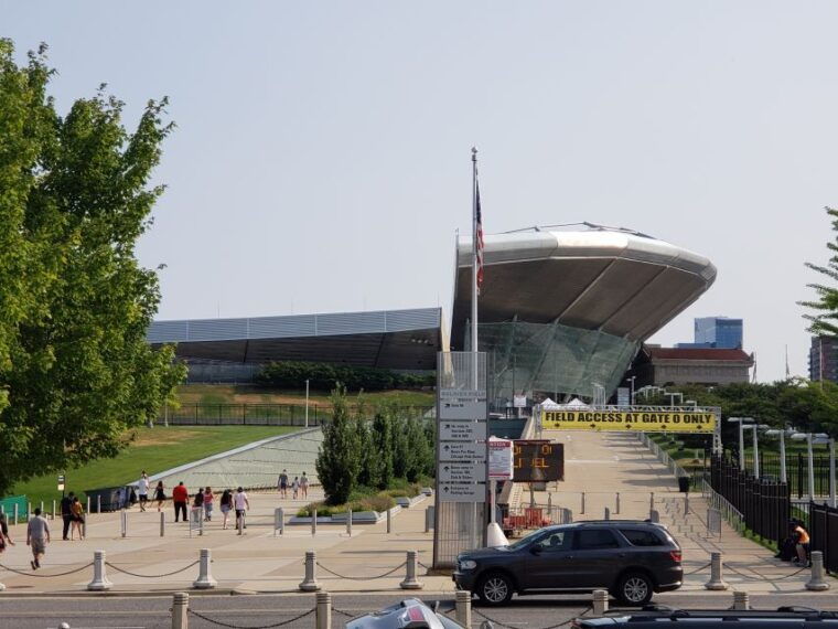 amazing-lakefront-segway-tour-of-chicago