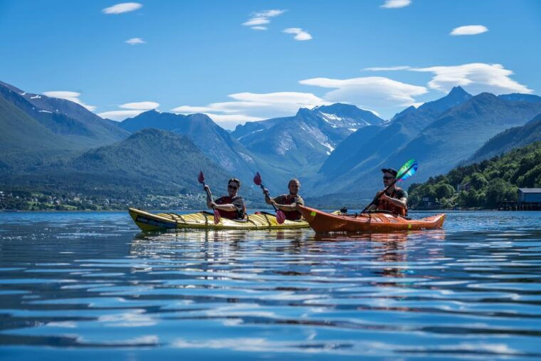 andalsnes-kayaking-in-majestic-romsdalsfjord