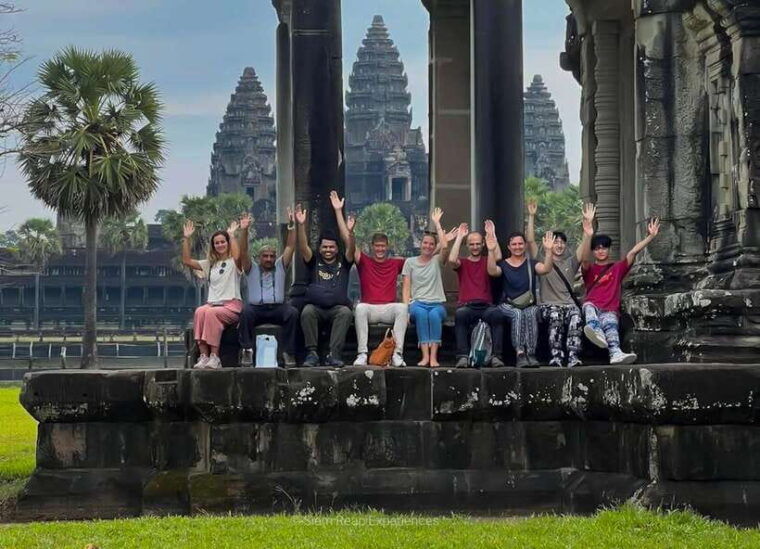 angkor-wat-2-day-complex-sun-rise-sun-set-with-guided-tour