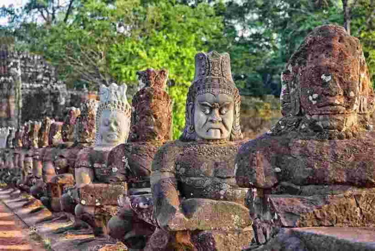 angkor-wat-small-group-tour-with-balloon-ride-and-lunch