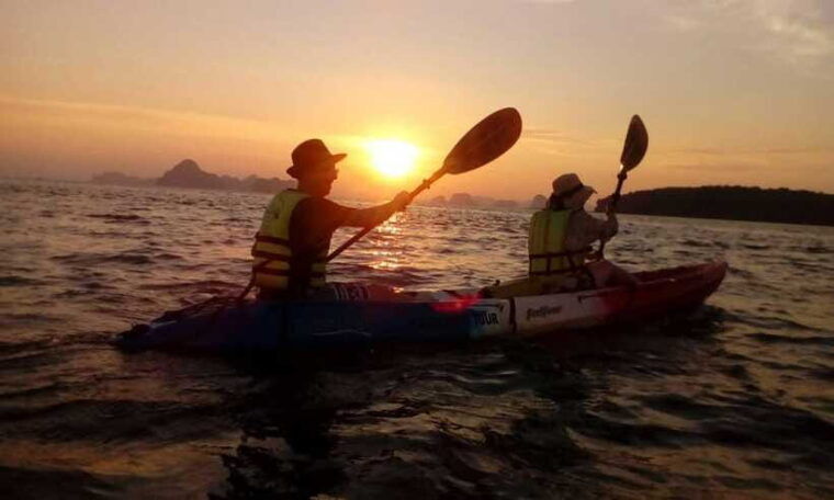 ao-thalane-sunset-kayak-bbq-dinner-group-of-10-max