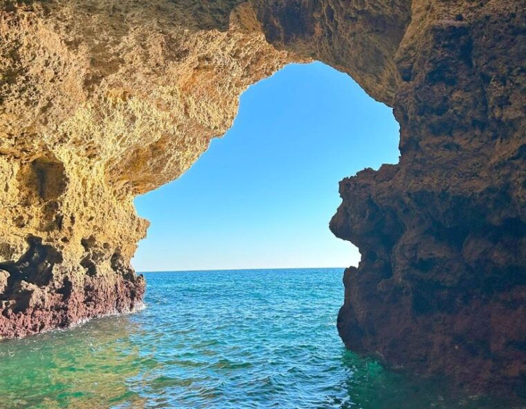 armacao-de-pera-benagils-15-best-caves-boat-tour