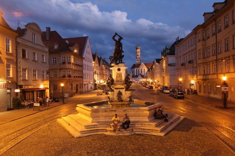 augsburg-illuminated-guided-evening-walking-tour
