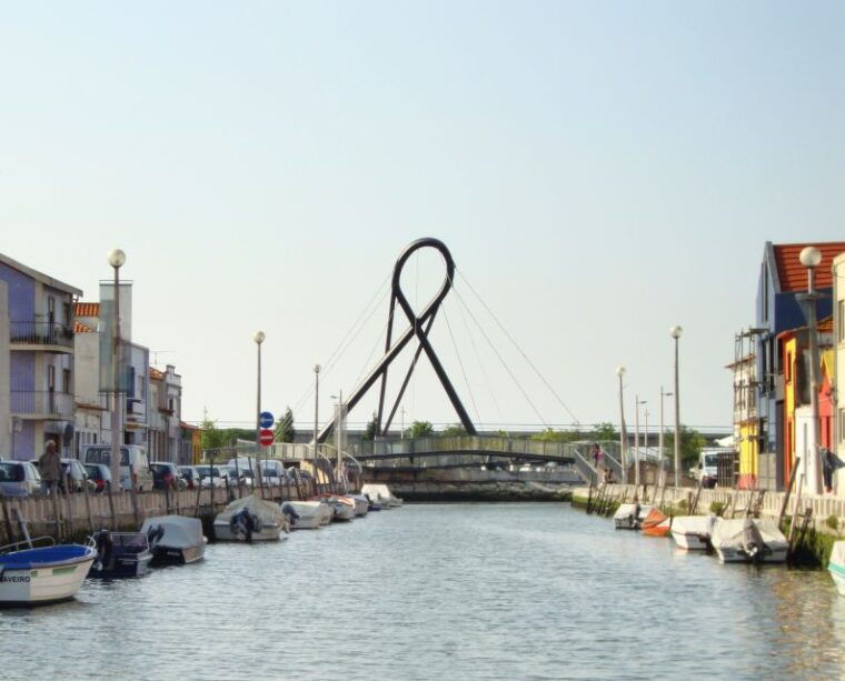 aveiro-boat-cruise-and-city-walking-tour-with-sweet-tasting