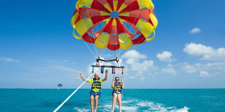 bali-full-day-watersport-with-tanah-lot-tour
