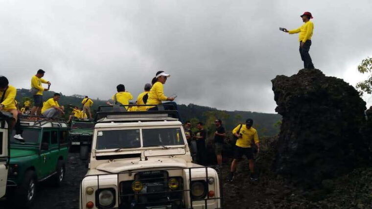 bali-land-rover-jeep-tour-kintamani-ubud-swing