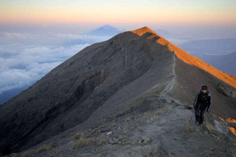 bali-mount-agung-sunrise-trekking-adventure-with-transfers