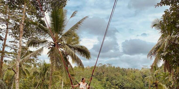 bali-mount-batur-sunrise-jeep-adventure-with-jungle-swing
