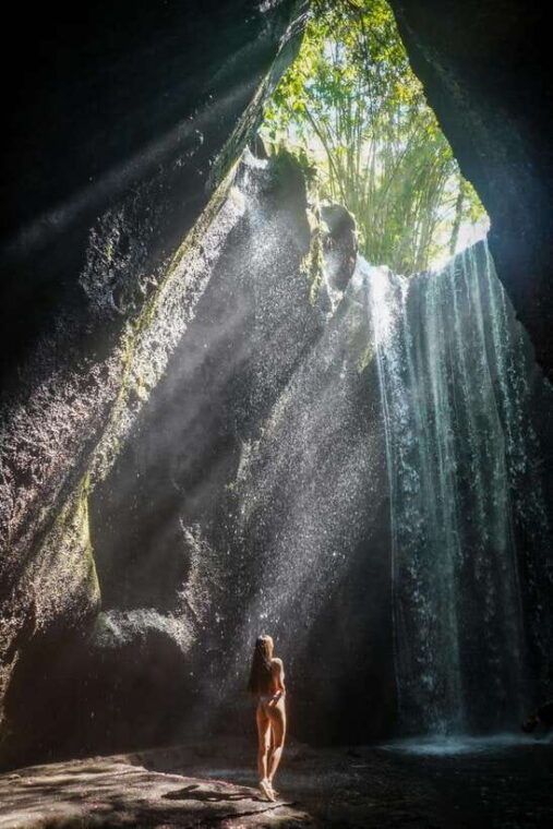bali-snorkeling-waterfall-and-celuk-village-tour