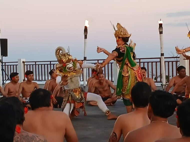 bali-south-bali-tour-sunset-kecak-dance-and-dinner-package