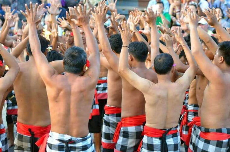 bali-surfing-lesson-with-southern-beaches-tour-kecak-show