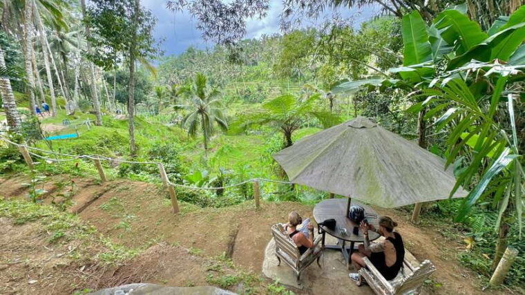 bali-traditional-prewedding-photoshoot-ubud-outdoor-massage