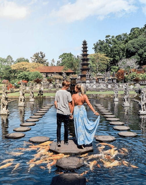 bali-trip-to-tirta-gangga-palace-and-tukad-cepung-waterfall