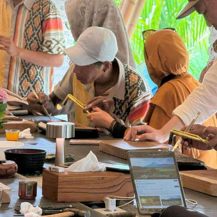 bali-uluwatu-make-your-own-silver-jewelry-class