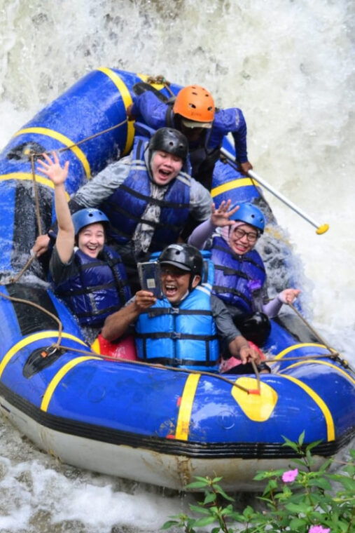 bandung-pangalengan-river-rafting-adventure-with-lunch