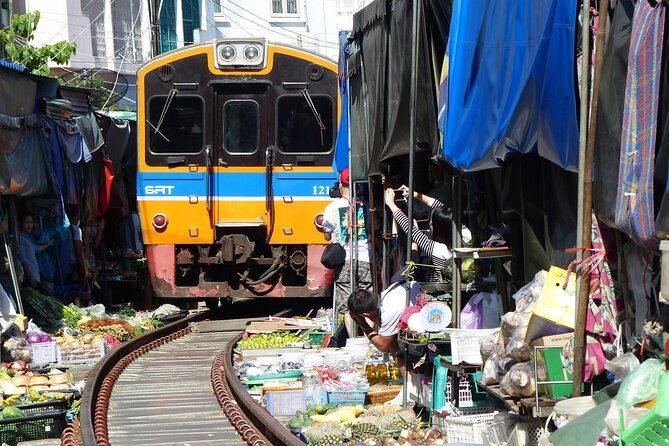 Bangkok: Floating Market and Train Tour with Guide in Spanish and English - Final Thoughts