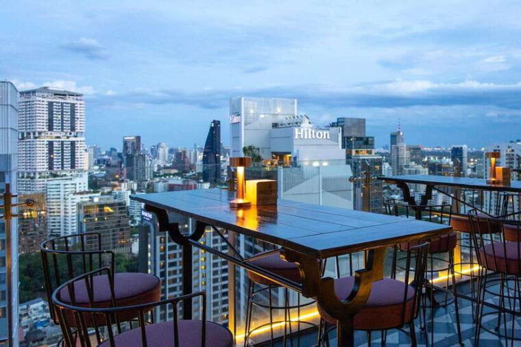 bangkok-mojjo-rooftop-lounge-bar-food-beverage-package