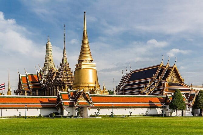 Bangkok Private Grand Palace Emerald Buddha and Reclining Buddha - Frequently Asked Questions