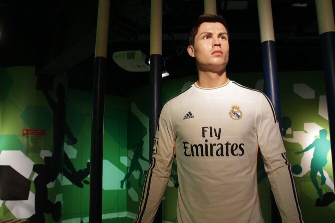 Bangkok Sea Life + Madame Tussauds Entrance Tickets - FAQ