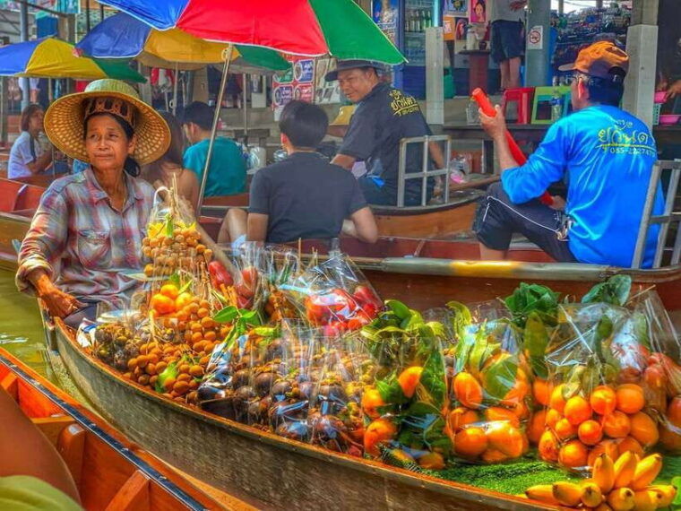 bangkok-train-market-floating-market-with-boat-ride