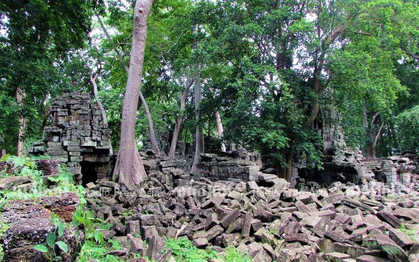 banteay-chhmar-temple-silk-farm-day-trip-from-siem-reap