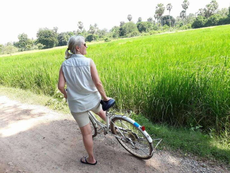 battambang-unique-day-tours-mixing-bicycle-tuk-tuk-lunch