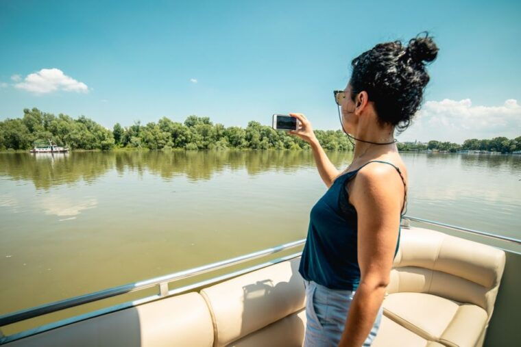 belgrade-sightseeing-boat-cruise-with-drinks