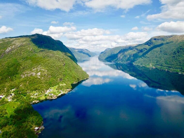 bergen-bergen-fjord-by-zodiac-or-pontoon-boat