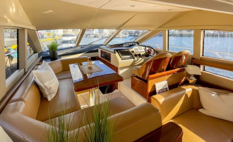 bergen-private-evening-yacht-cruise-with-snacks-and-wine
