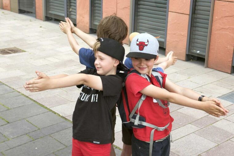 berlin-city-exploration-scavenger-hunt-for-kids-with-geolino