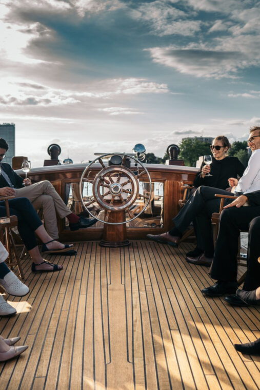 berlin-evening-yacht-cruise-with-aperitif-optional-dinner