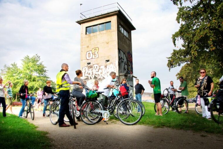 berlin-guided-bike-tour-of-the-berlin-wall-and-third-reich