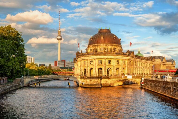 berlin-museum-island-guided-walking-tour-2