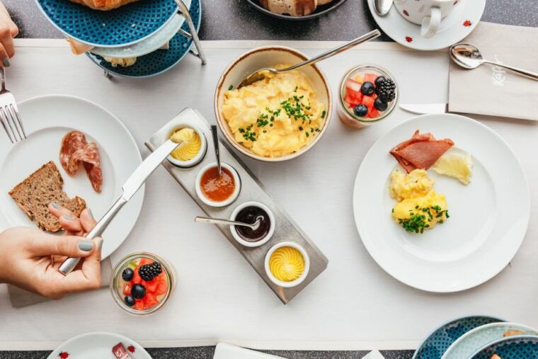 berlin-rooftop-breakfast-at-kafer-restaurant-reichstag