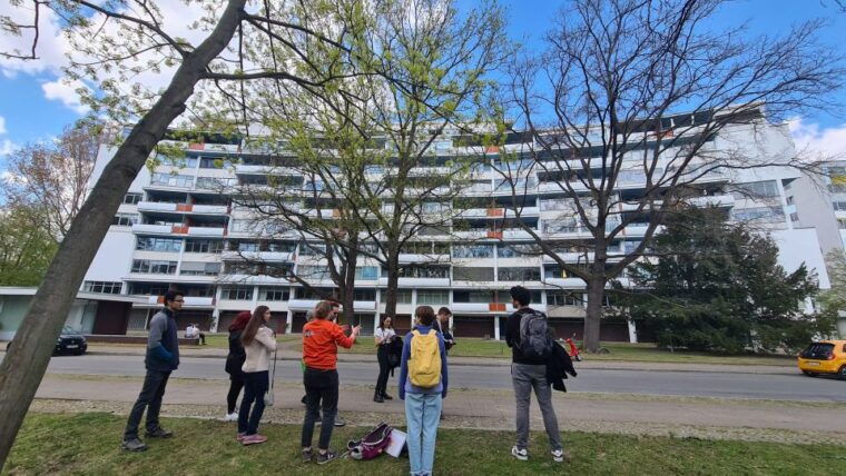 berlin-walking-tour-through-the-hansaviertel