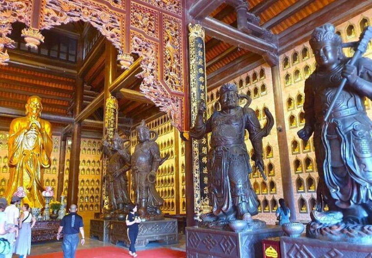 best-ninh-binh-trip-bai-dinh-mua-caves-trang-an-boat-tour