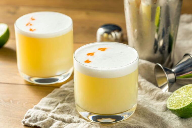 best-of-cusco-night-tour-pisco-sour-lessons-and-dinner