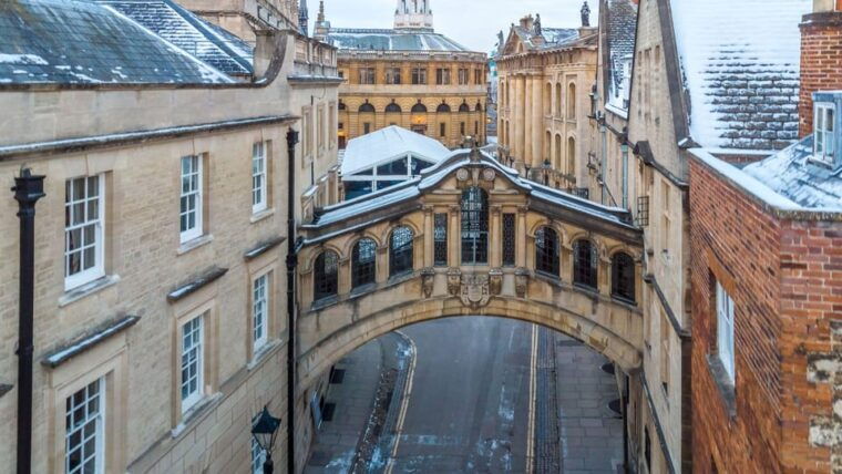 best-of-oxford-private-walking-tour-with-a-local