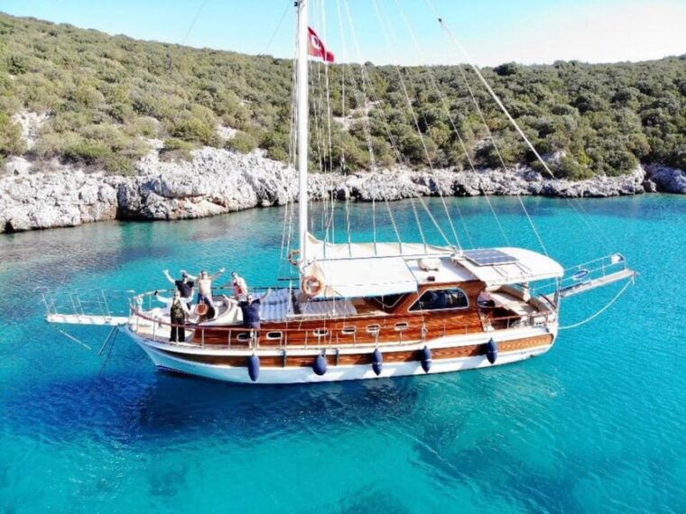 bodrum-private-gulet-tour-with-lunch-2