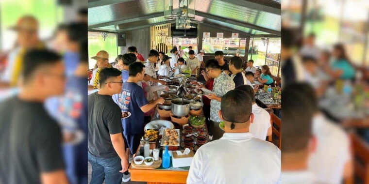 bohol-chocolate-hills-tarsiers-loboc-river-private-tour