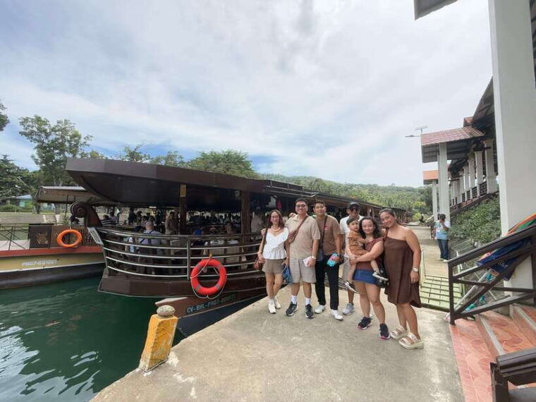 bohol-chocolate-hills-tarsiers-loboc-river-shared-tour
