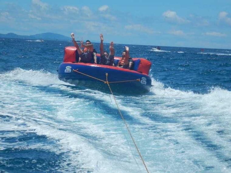boracay-flying-donut-water-tubing-experience