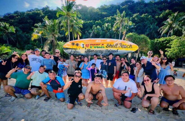 boracay-island-hopping-tour-with-hot-kawa-bath-and-lunch