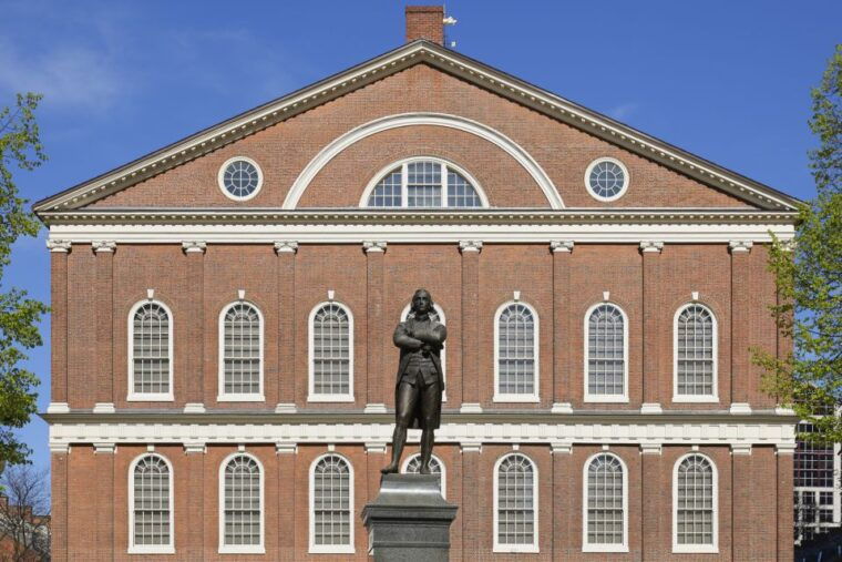 boston-history-pub-crawl-tour-along-the-freedom-trail