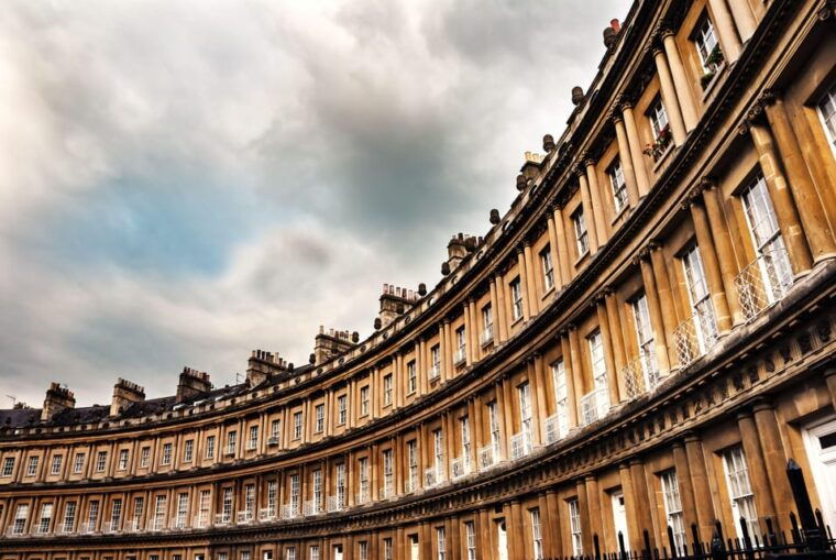 bridgerton-bath-experience-rail-tour-from-london
