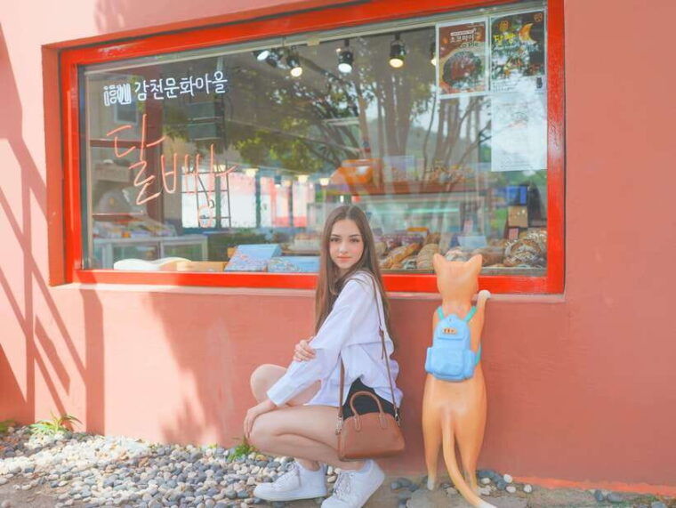 busan-gamcheon-village-and-haeundae-blueline-park-tour