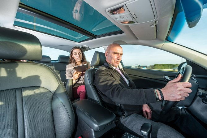 Cairns Airport (CNS) Arrival Transfer (Airport to Port Douglas Hotel or Address) - The Sum Up